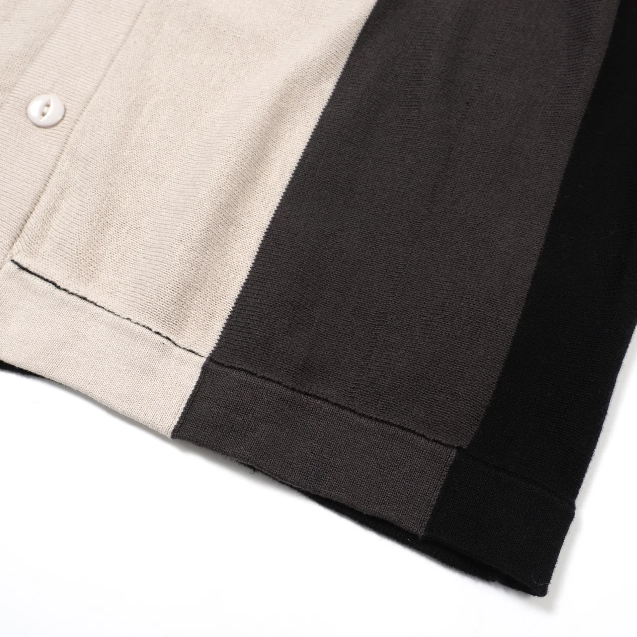Men's 60s Mod Black & Gray Knit Button Shirt – Diamond Chest Detail - Image 7