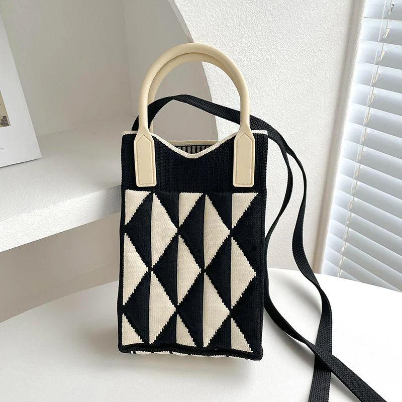 Pink Heart Shape Mini Phone Bag Knit Tote - Image 12