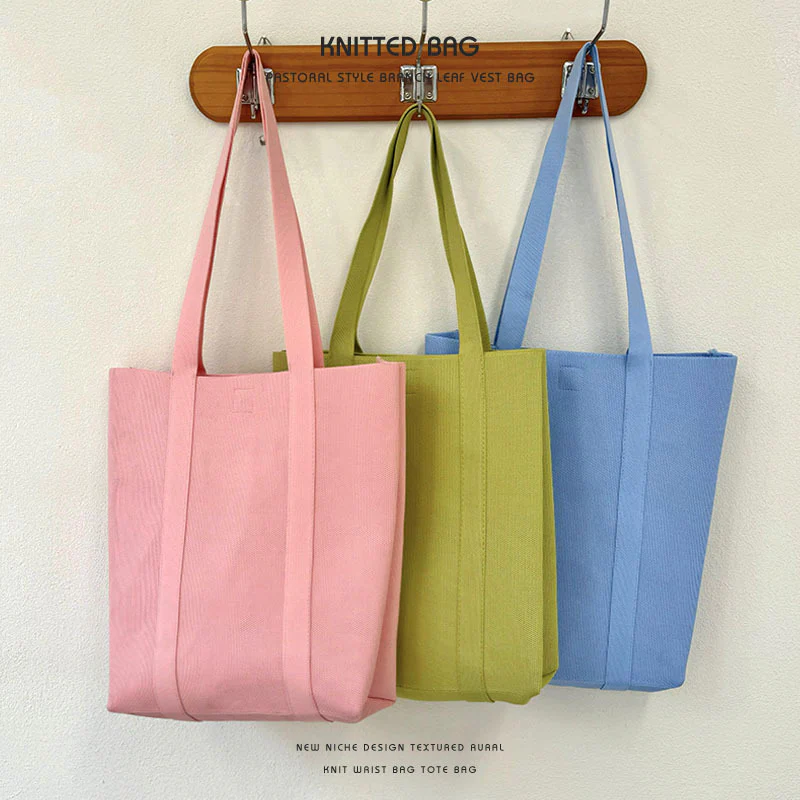 Solid color knitted tote bag - Image 5