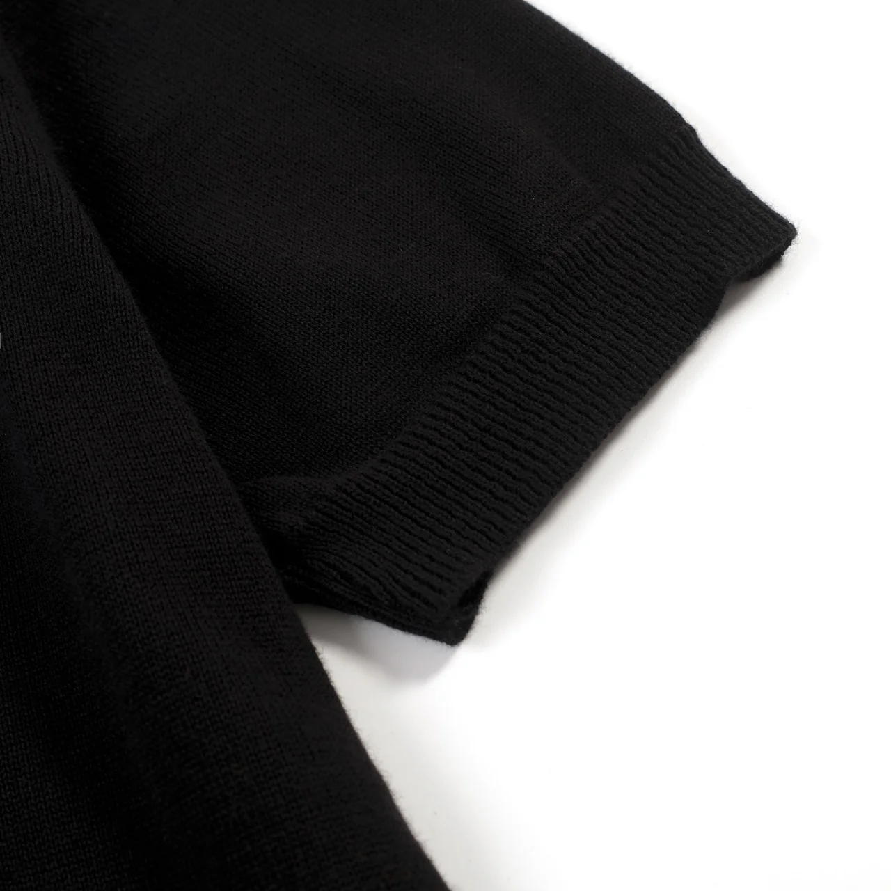 Women's classic black bird embroidered knit T-shirt - Image 4